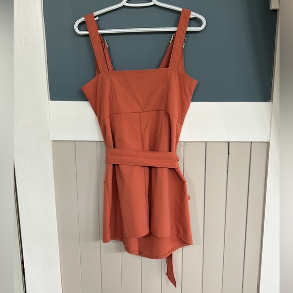 Dress - Picture 3 of 3